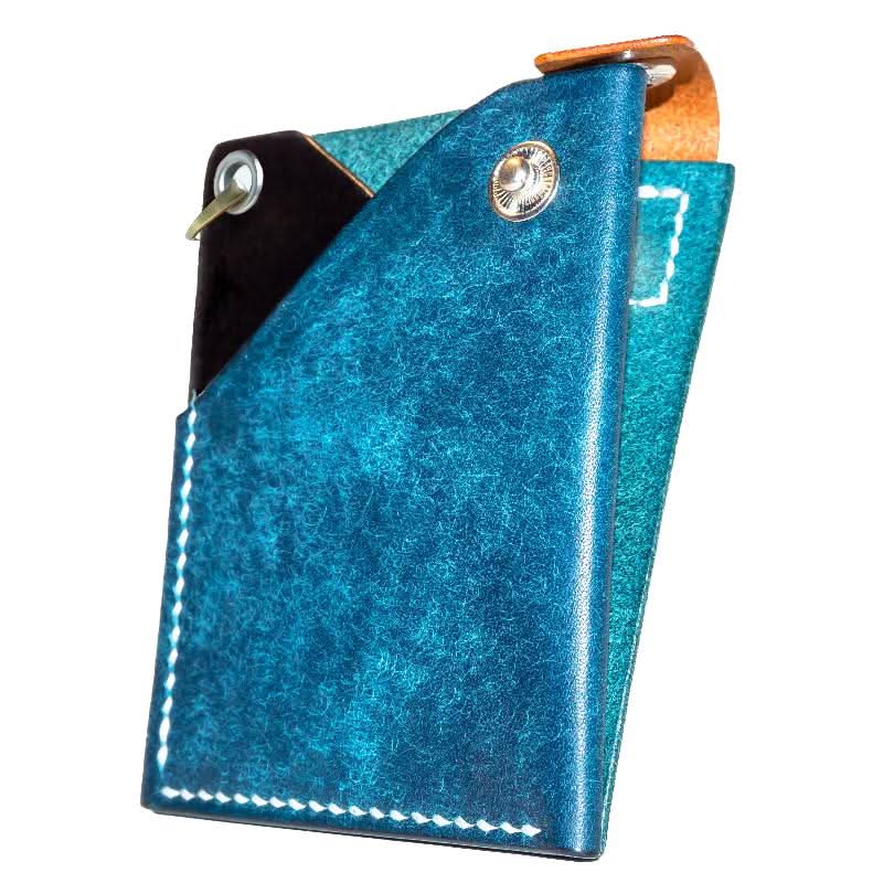 The 6.25: Minimalist Leather Card Holder in Vintage Military Design