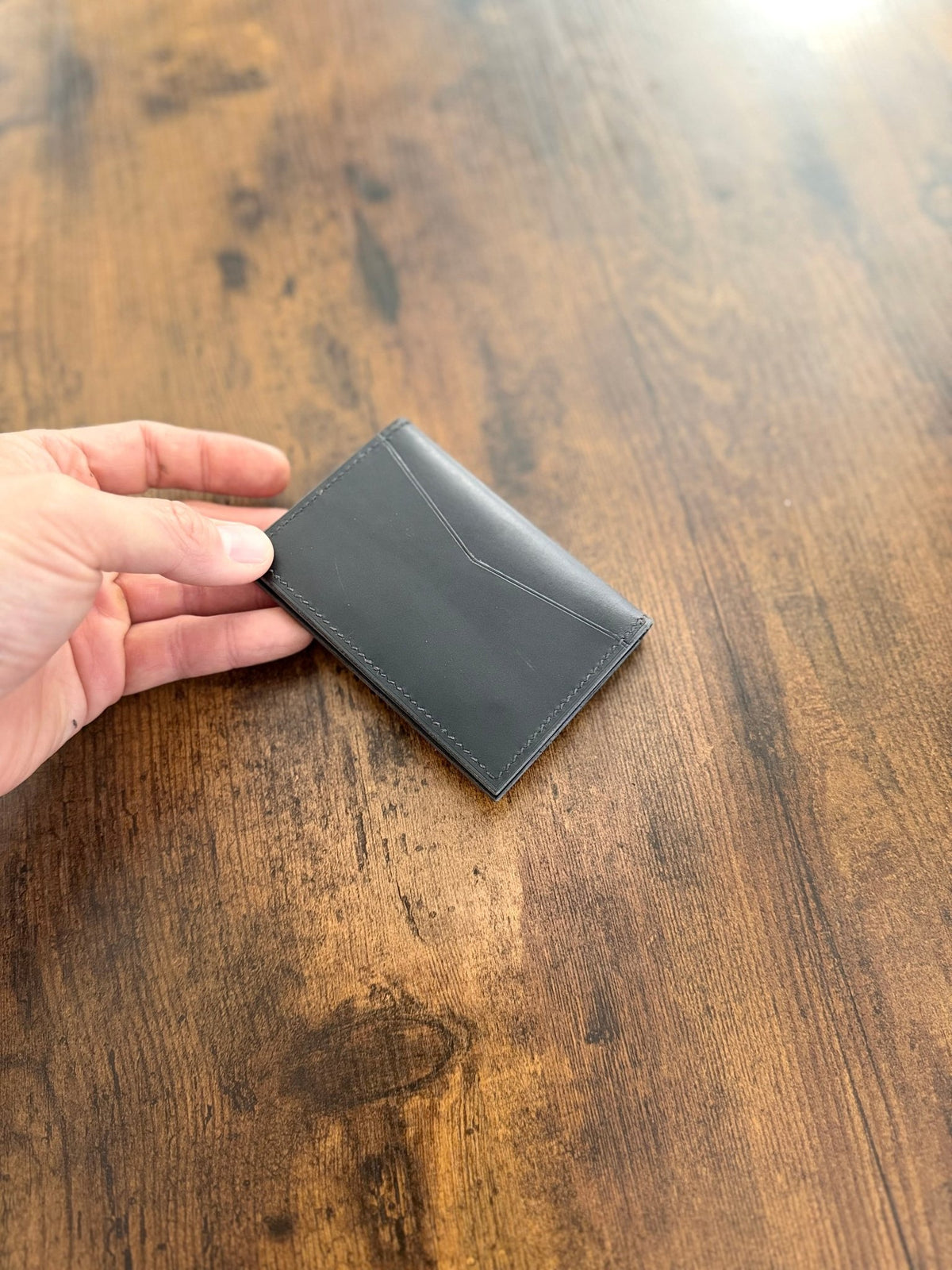 The Emrys: Slim Minimal Refined Leather Bifold Wallet (Black) - Atelier Evighet - Wallet