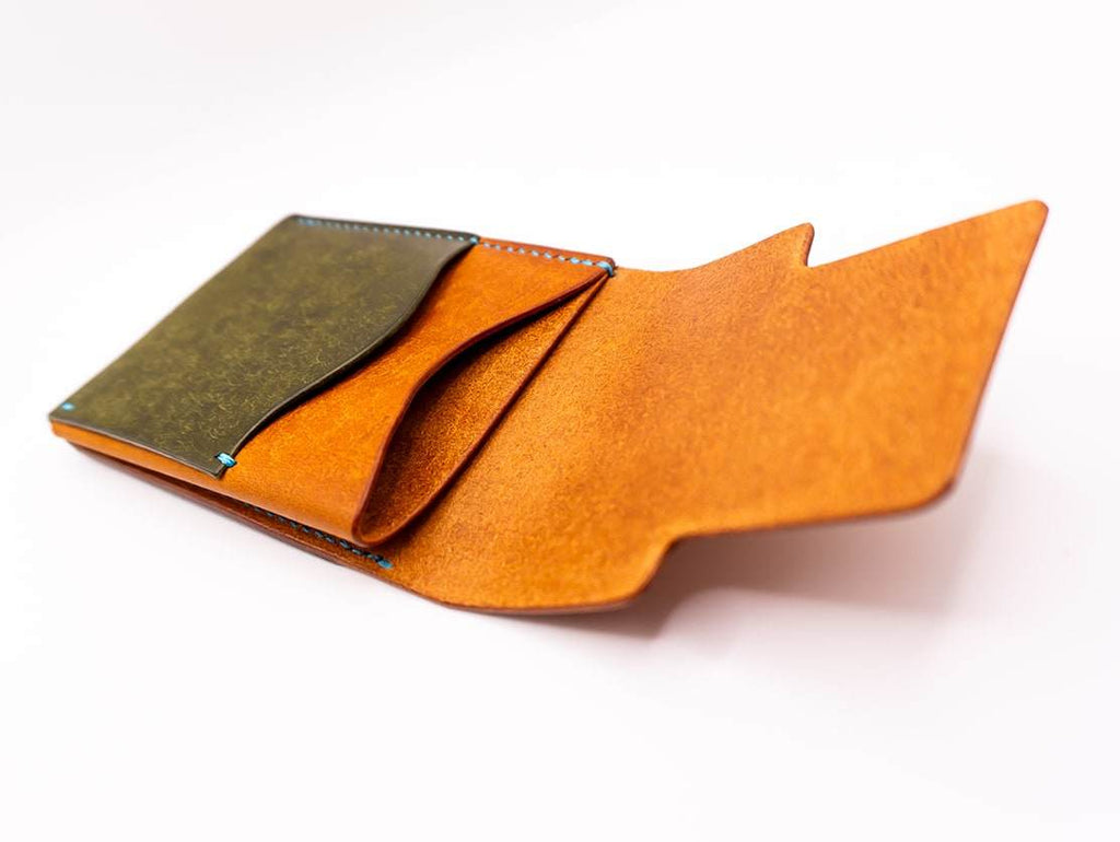 The Essential: Minimally Perfect EDC Leather Card Holder Open Side
