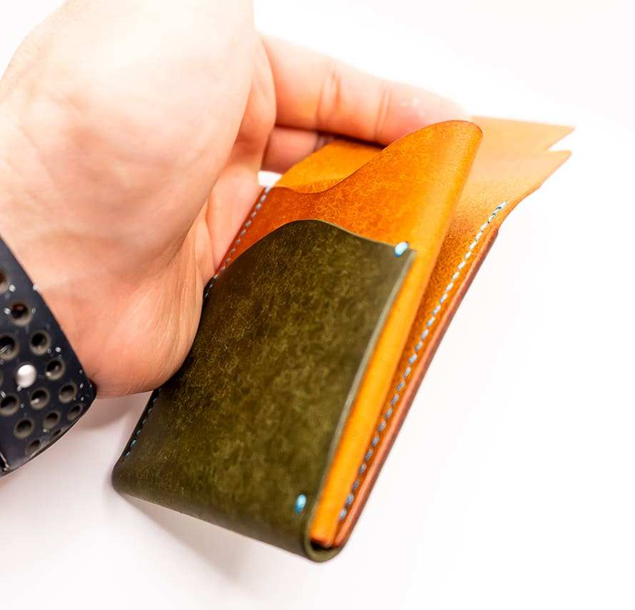 The Essential: Minimally Perfect EDC Leather Card Holder Open Hand
