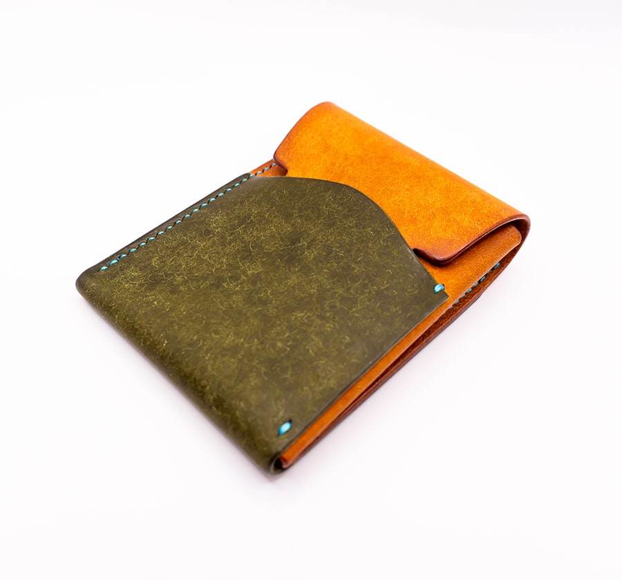 The Essential: Minimally Perfect EDC Leather Card Holder Front Side 1