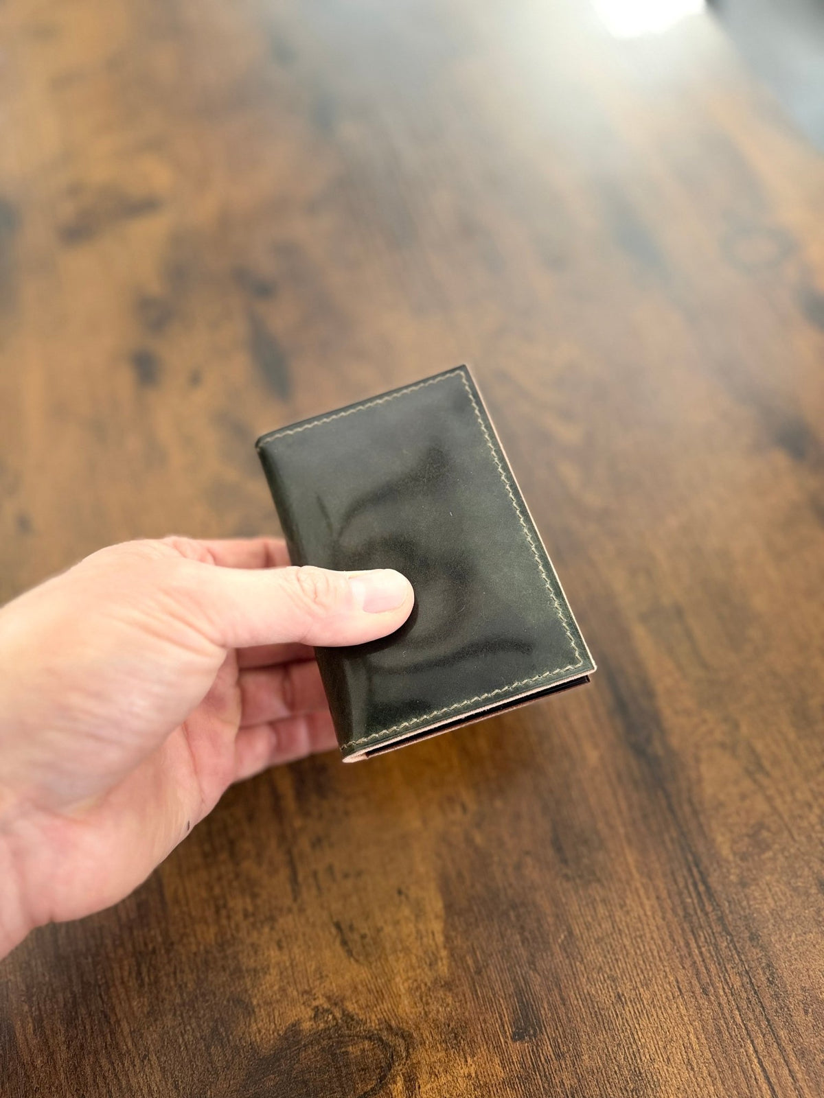 The Shell Dakota Emrys Bifold Wallet Ready-Made (Green) - Atelier Evighet - Wallet