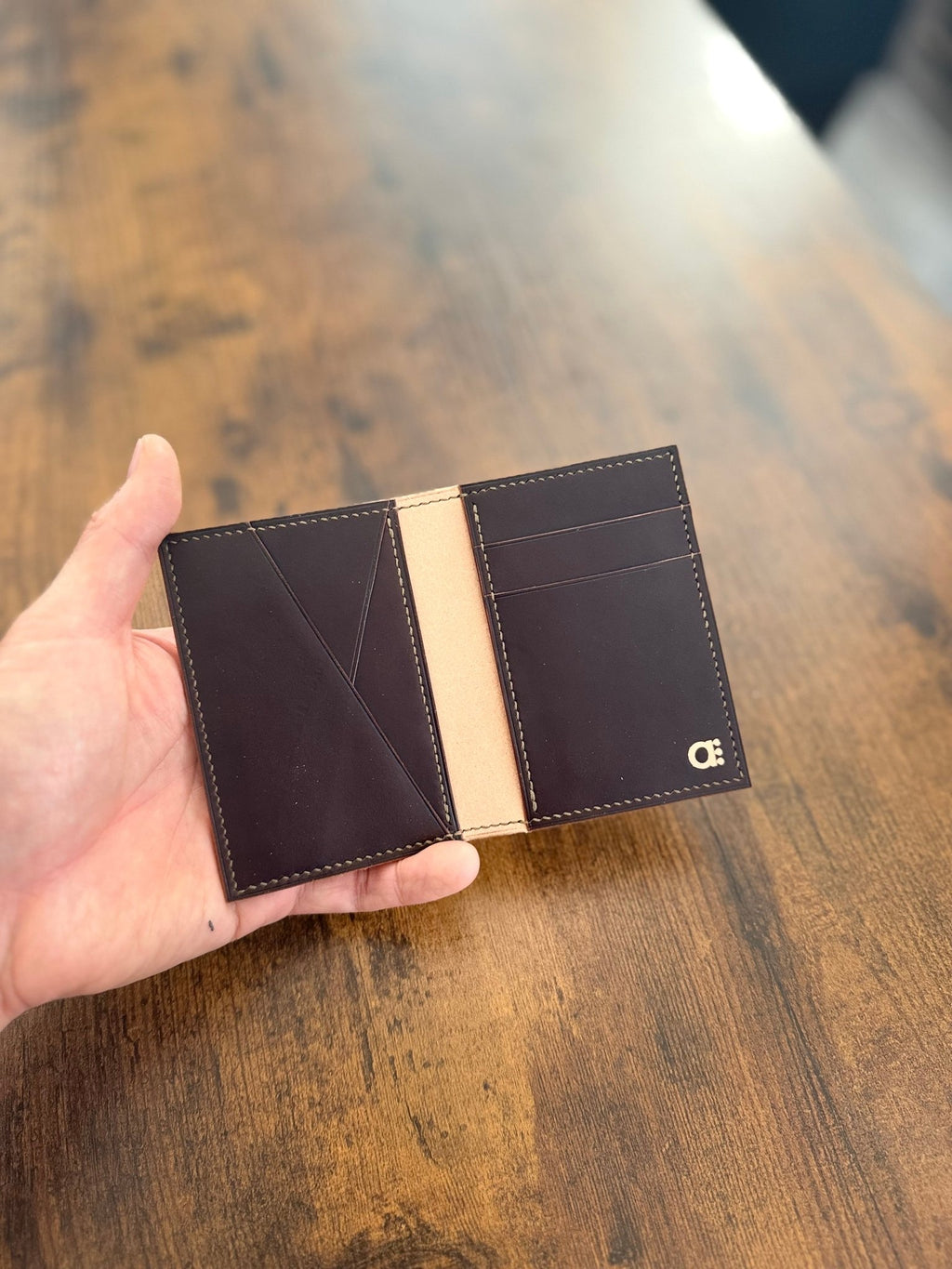 The Shell Dakota Emrys Bifold Wallet Ready-Made (Green) - Atelier Evighet - Wallet